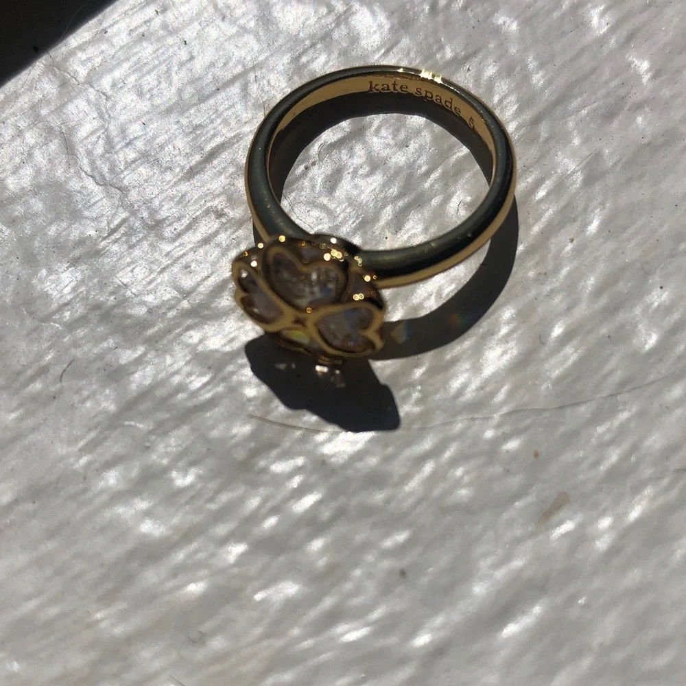 KATE SPADE Something Sparkly Spade Gold Clover Heart Flower Ring